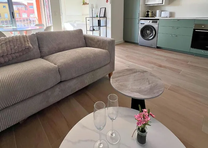 Evasion De Luxe Avec Prive, Centre-port Le Cap * Agde