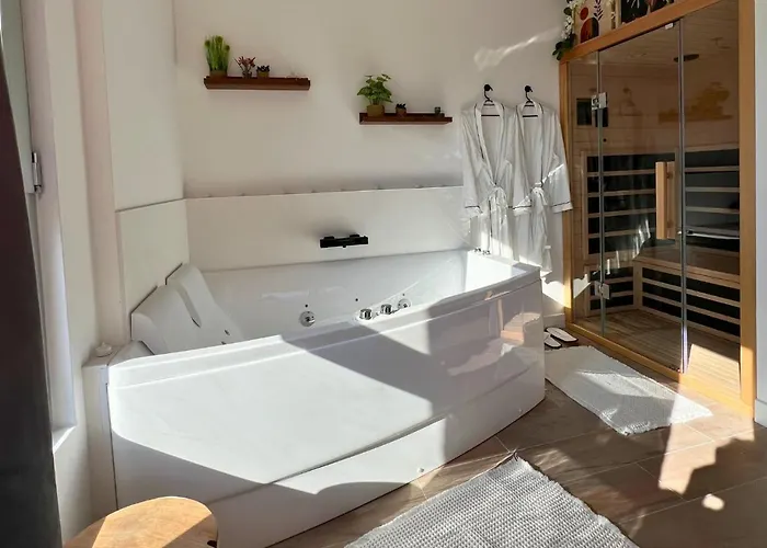 Evasion De Luxe Avec Prive, Centre-port Le Cap * Agde